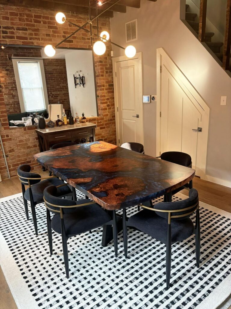 http://redwood%20epoxy%20resin%20dining%20room%20table%207