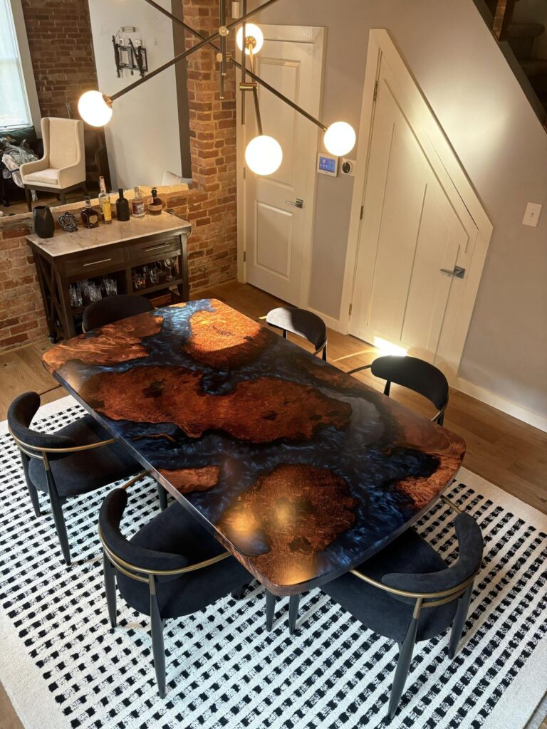 http://redwood%20epoxy%20resin%20dining%20room%20table%205
