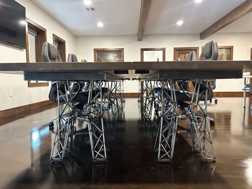 http://Walnut%20Modular%20Conference%20Tables%2014