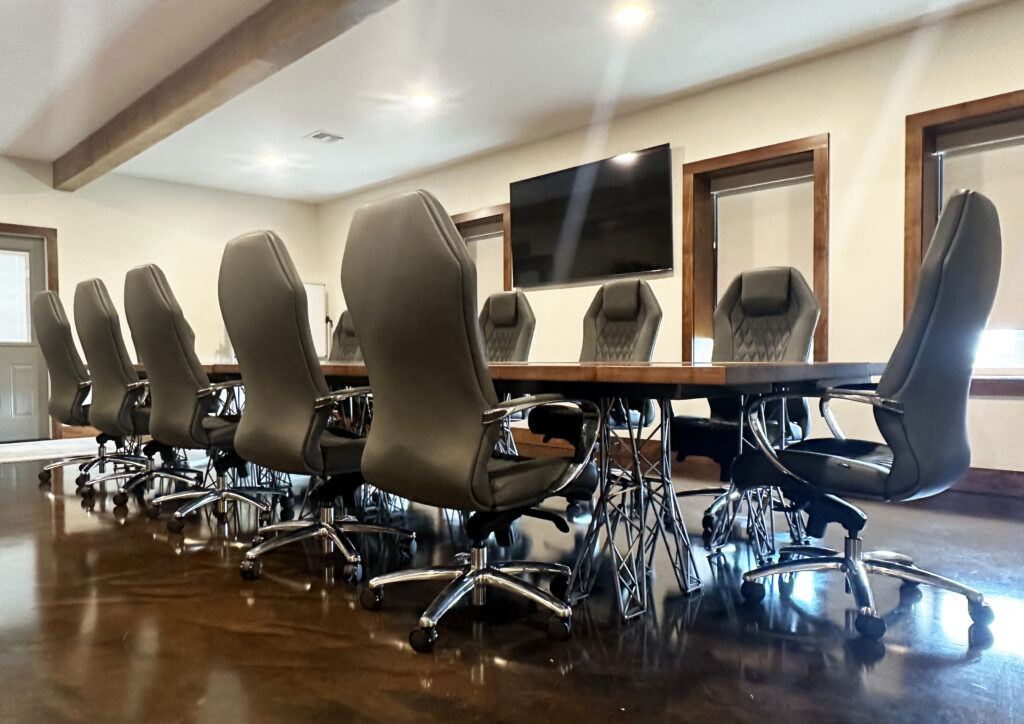 http://Walnut%20Modular%20Conference%20Tables%2015