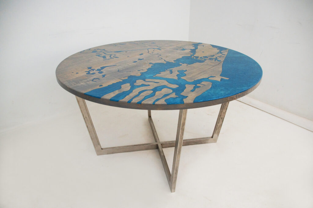 http://Round%20Table%20Top%20With%20CNC%20of%20Naples%201