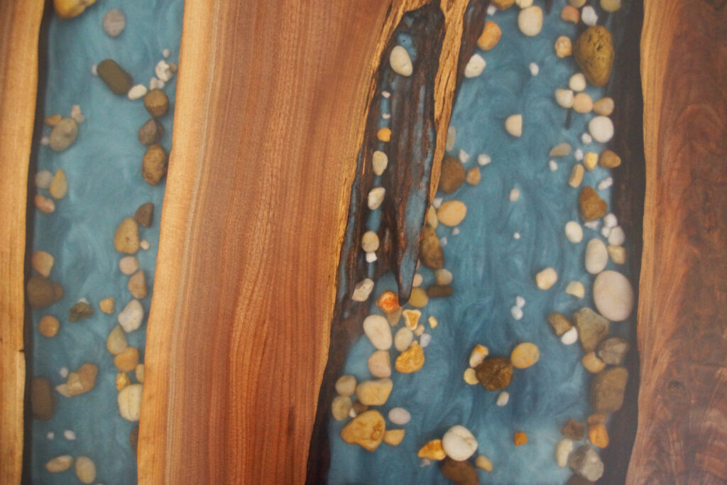 http://Walnut%20Desk%20With%20Rocks%20&%20Pencil%20Drawers%2013