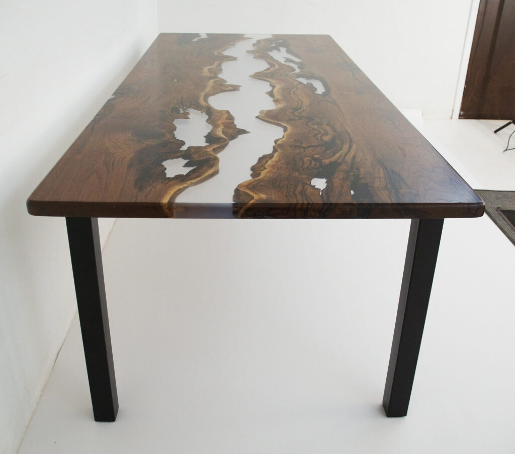 http://Distressed%20Walnut%20River%20Dining%20Table%20With%20Clear%20Epoxy%204
