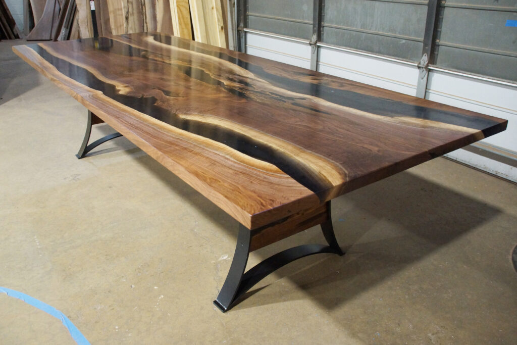 http://Walnut%20Dining%20Table%20With%20Translucent%20Black%20Epoxy%20River%20&%20Stones%207