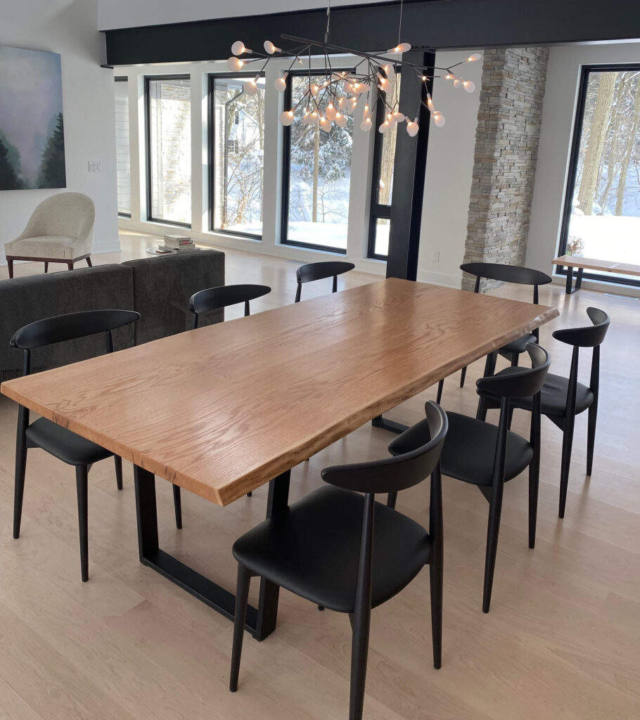 http://Large%20Custom%20Live%20Edge%20Dining%20Table