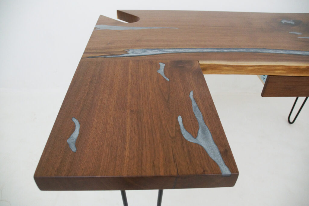 http://L%20Shaped%20Walnut%20Desk%20With%20Cup%20Holder%20and%20Grommet%2010