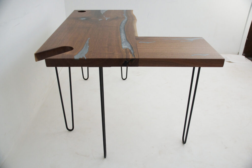 http://L%20Shaped%20Walnut%20Desk%20With%20Cup%20Holder%20and%20Grommet%205