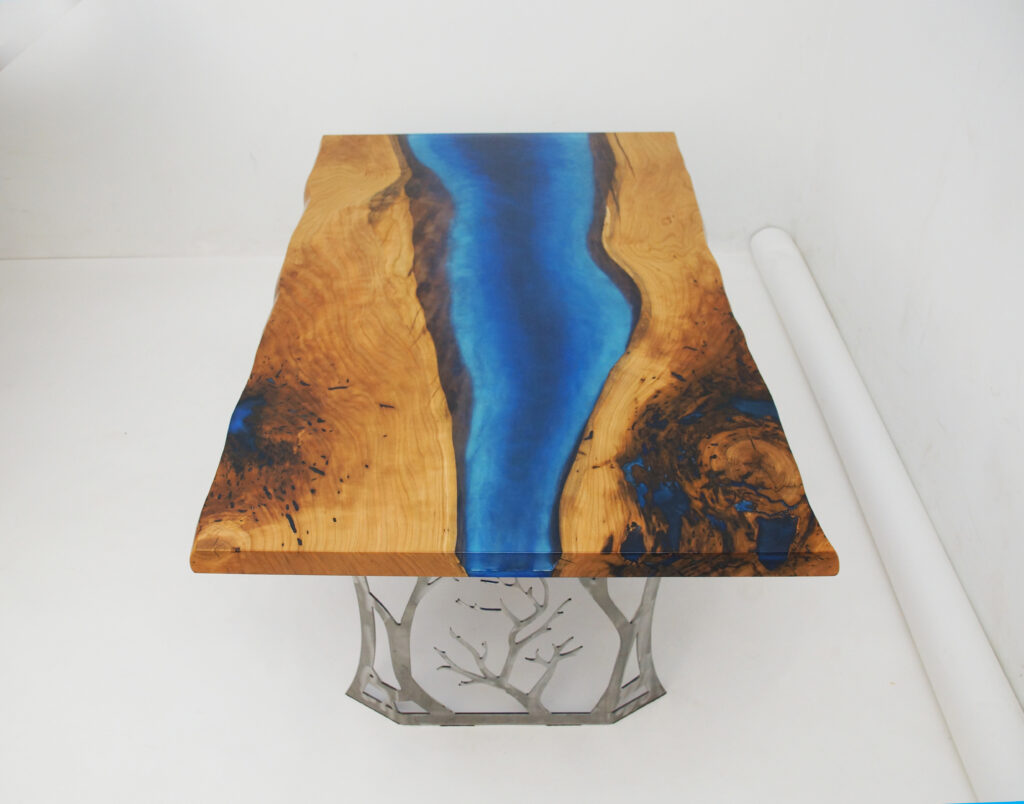 http://Dual%20Epoxy%20&%20Live%20Edge%20Cherry%20Wood%20Coffee%20Table%202