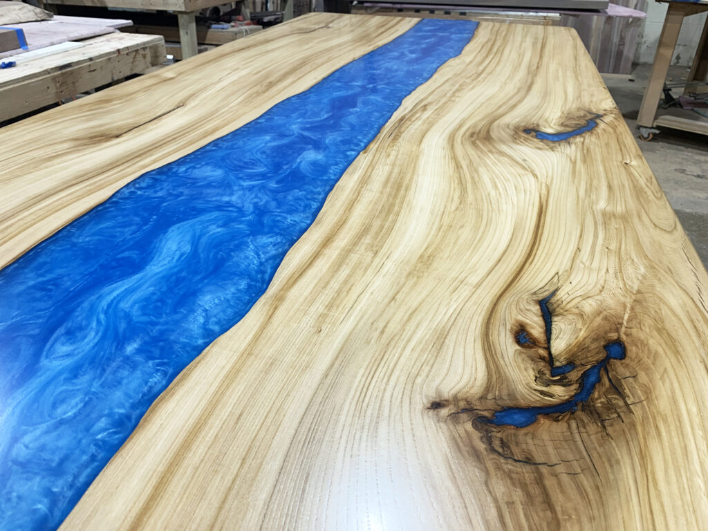 http://Blue%20Epoxy%20&%20Elm%20Dining%20Table%206