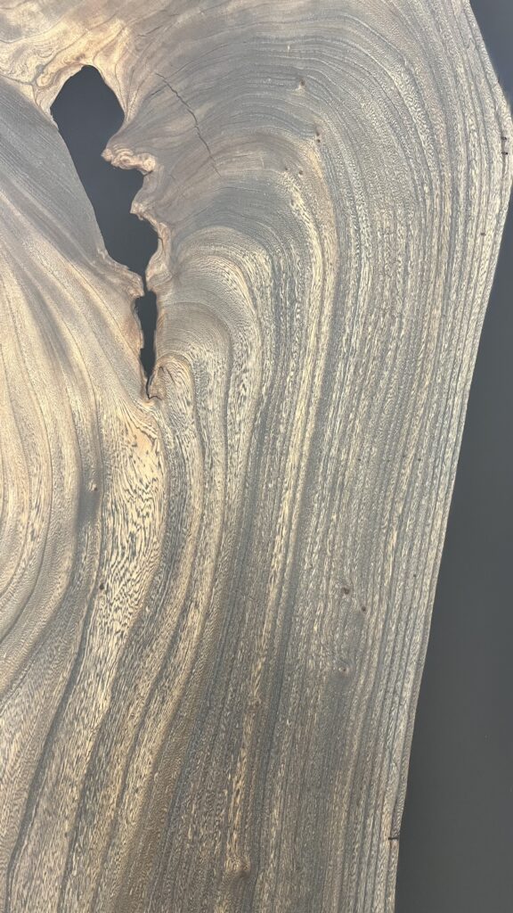 http://Black%20Epoxy%20&%20Grey%20Walnut%20Coffee%20Table%209