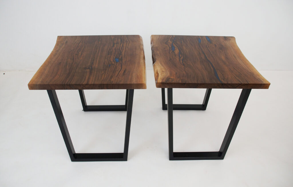 http://Blue%20Epoxy%20&%20Live%20Edge%20Walnut%20Side%20Tables%204