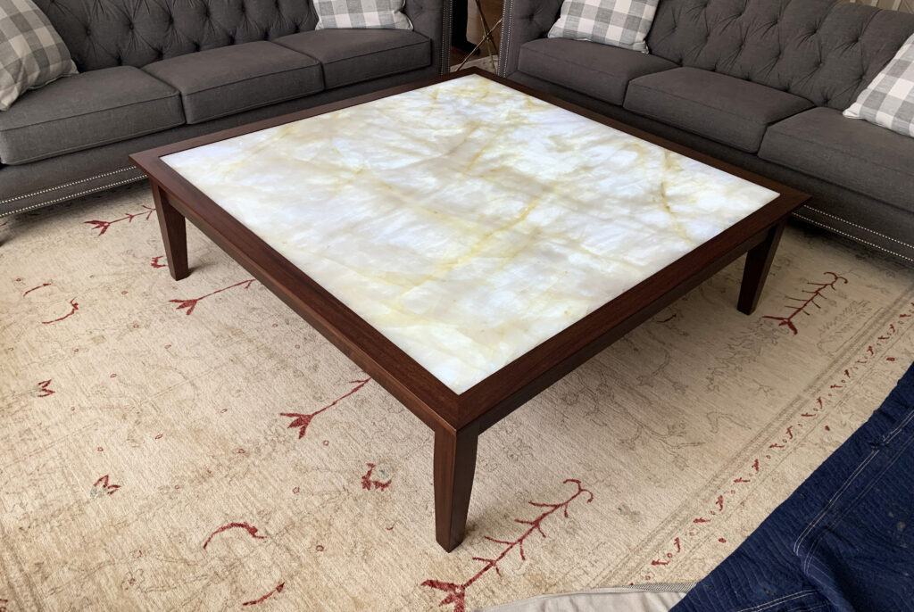 http://Crystal%20Top%20Coffee%20Table%20With%20LED%20Lights