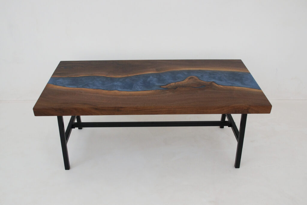 http://Walnut%20Coffee%20Table%20With%20Blue%20Epoxy%202