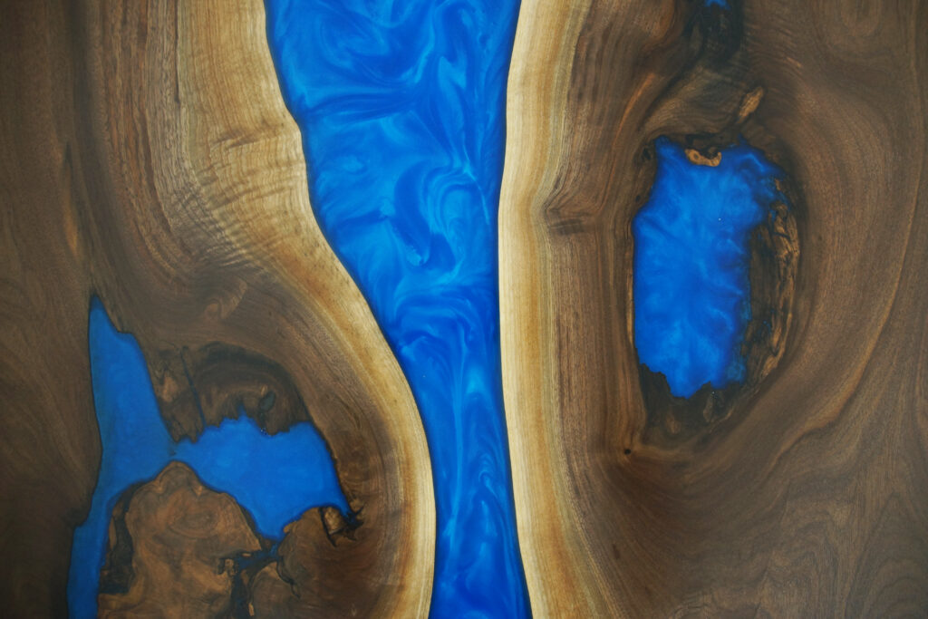 http://River%20Dining%20Table%20With%20Matching%20Live%20Edge%20Walnut%20Sofa%20Table%201736%2014
