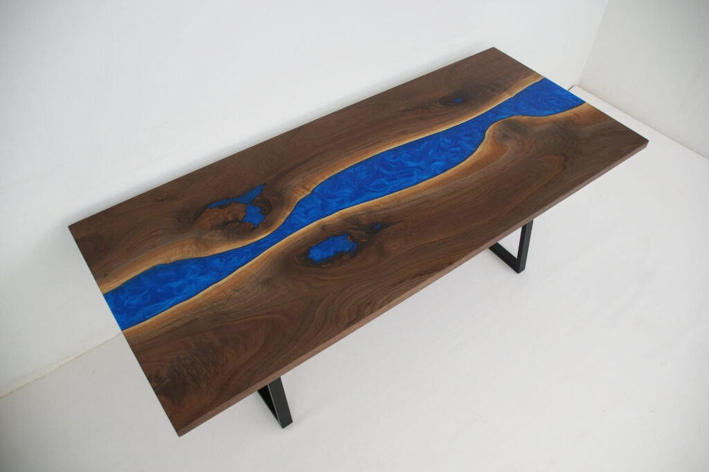http://River%20Dining%20Table%20With%20Matching%20Live%20Edge%20Walnut%20Sofa%20Table%201736%206