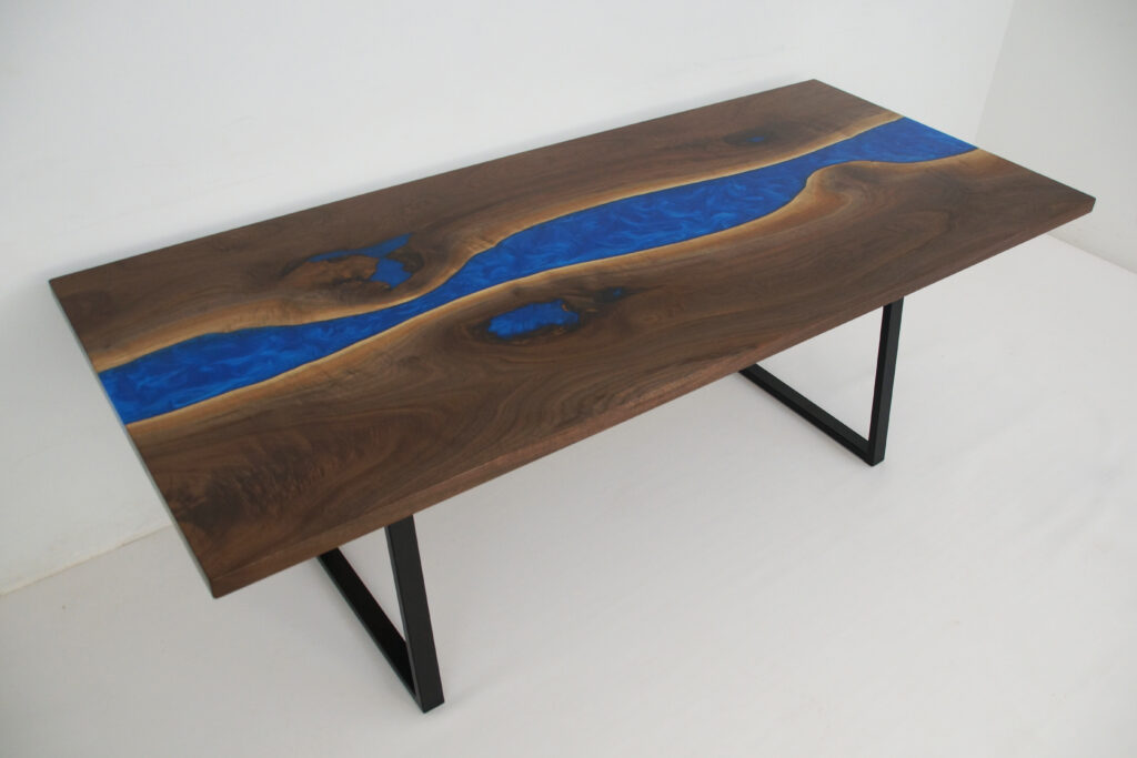 http://River%20Dining%20Table%20With%20Matching%20Live%20Edge%20Walnut%20Sofa%20Table%205