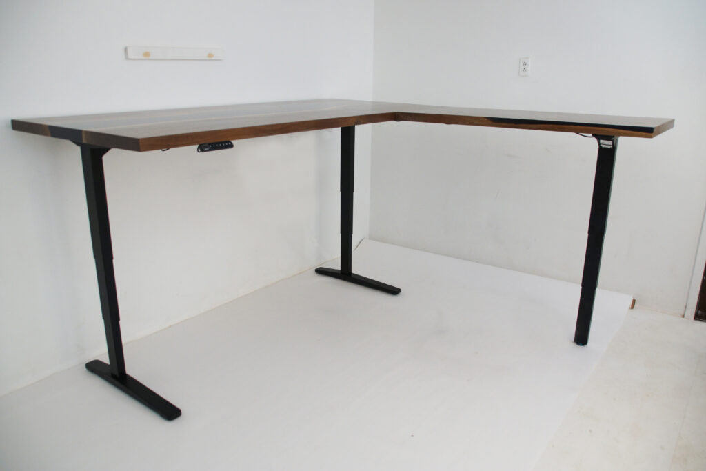 http://Standing%20L%20Shaped%20Desk%20With%20Adjustable%20Base%201759%2018