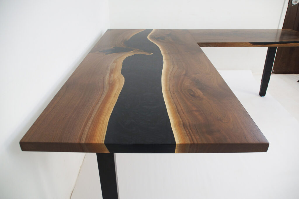http://Standing%20L%20Shaped%20Desk%20With%20Adjustable%20Base%201759%204