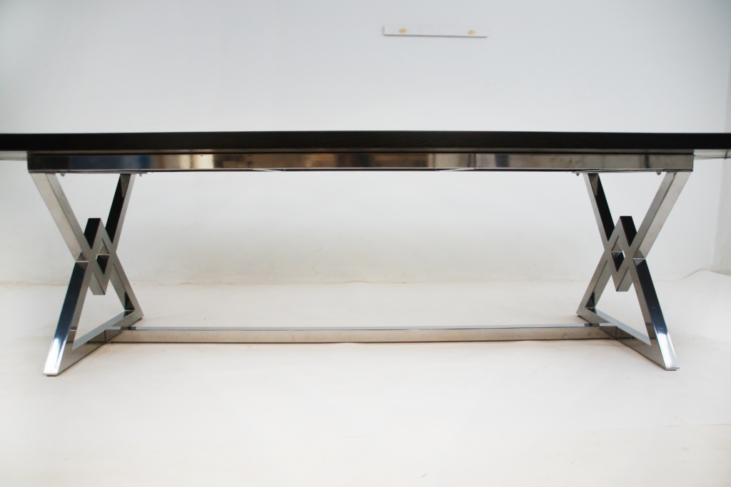 http://Blue%20River%20Dining%20Table%20With%20LED%20Lights%201760%203
