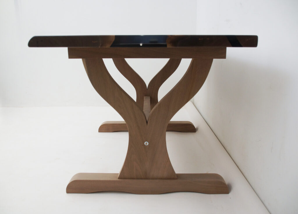 http://Small%20Walnut%20River%20Table%20With%20Embeded%20Model%20Cars%20&%20License%20Plate%201774%209