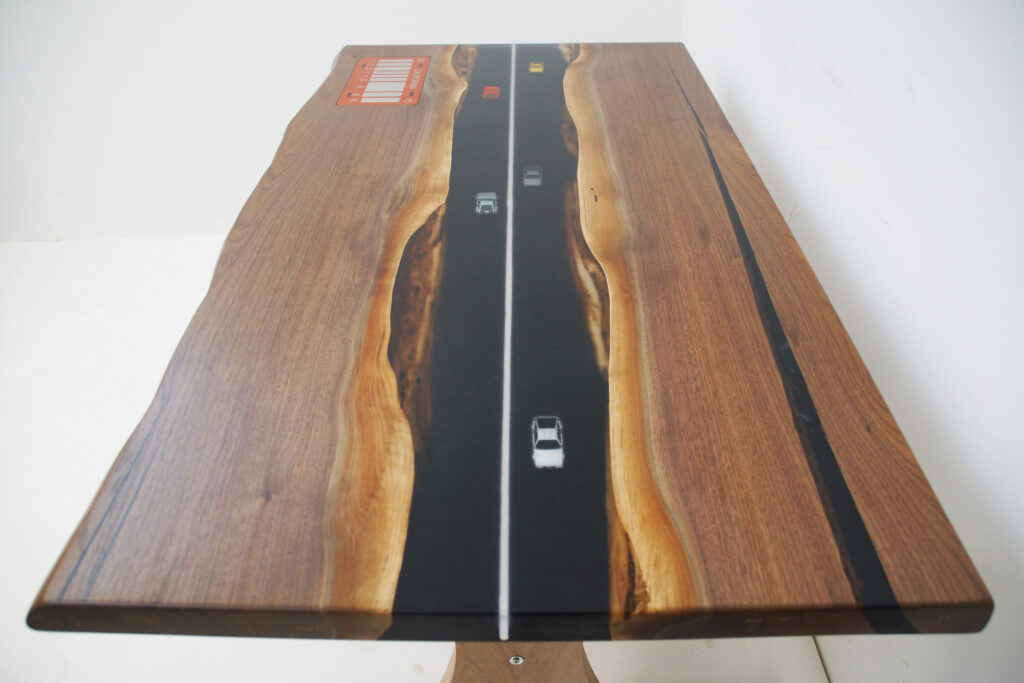 http://Small%20Walnut%20River%20Table%20With%20Embeded%20Model%20Cars%20&%20License%20Plate%201774%204