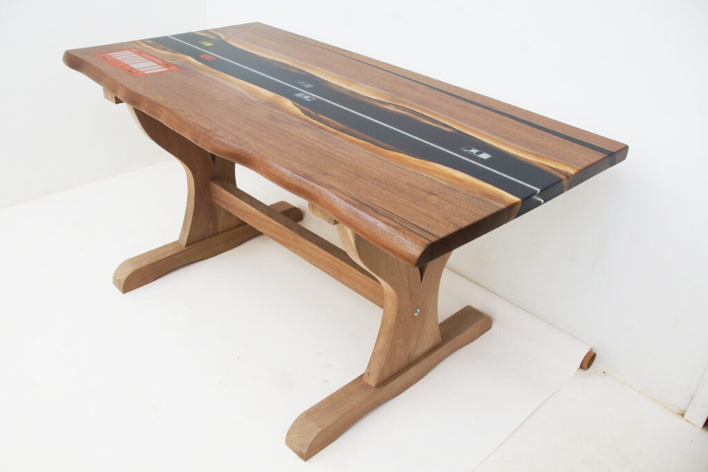 http://Small%20Walnut%20River%20Table%20With%20Embeded%20Model%20Cars%20&%20License%20Plate%201774%201