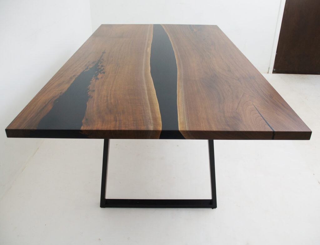 http://Walnut%20River%20Dining%20Table%20With%20Black%20Epoxy%201781%203