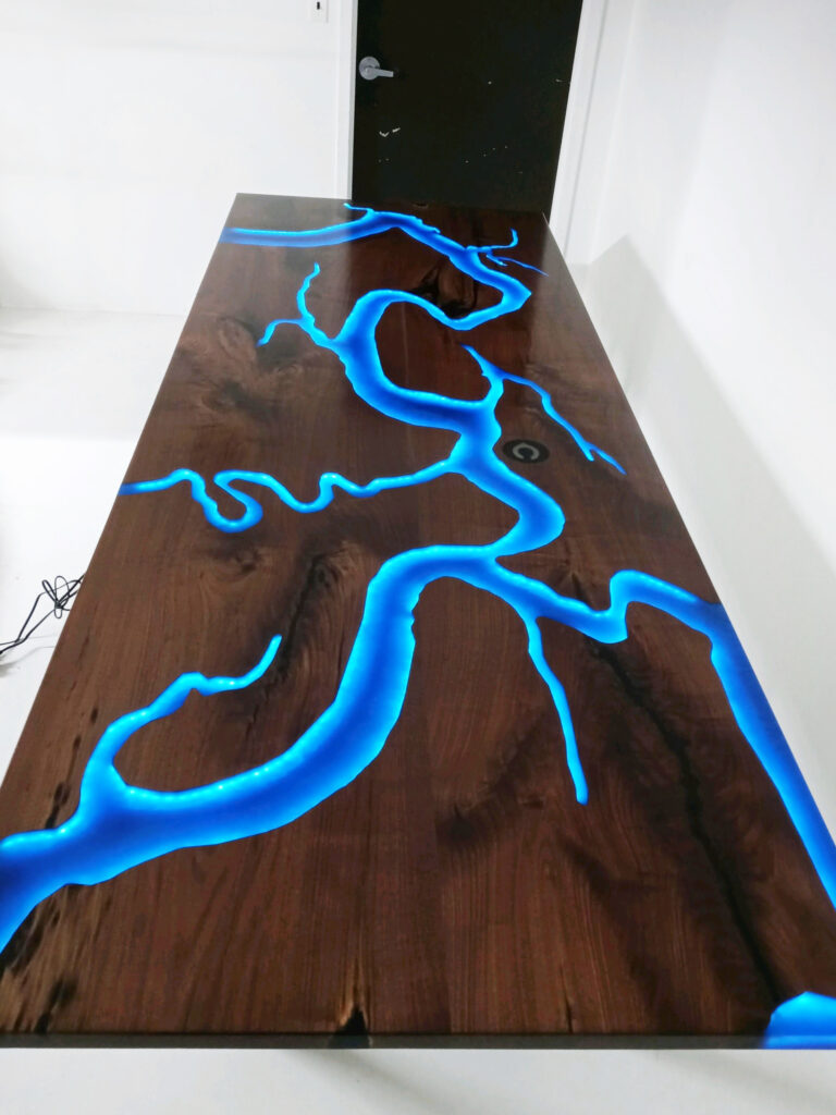 http://Ohio%20River%20CNC%20Conference%20Table%20With%20LED%20Lights%201503%202