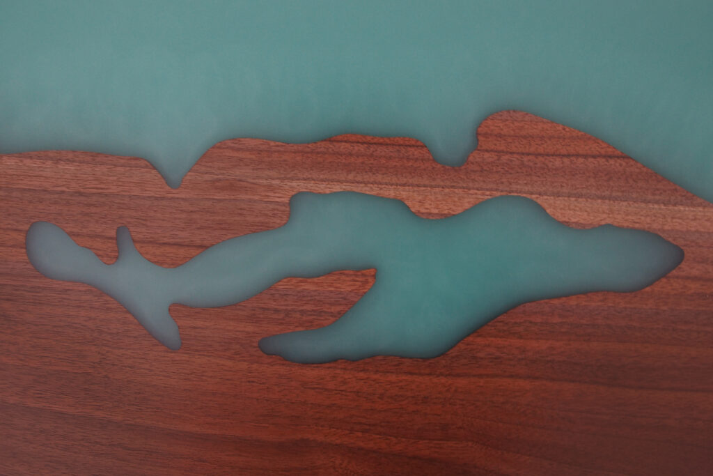http://LED%20Walnut%20Epoxy%20River%20Table%201862%206