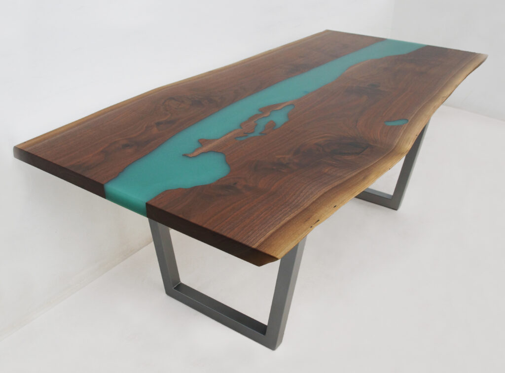 http://LED%20Walnut%20Epoxy%20River%20Table%201862%202