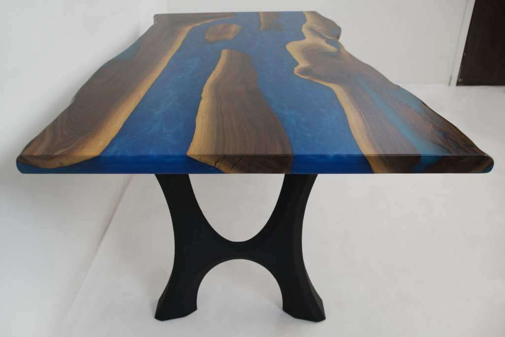 http://Live%20Edge%20Walnut%20River%20Table%201858