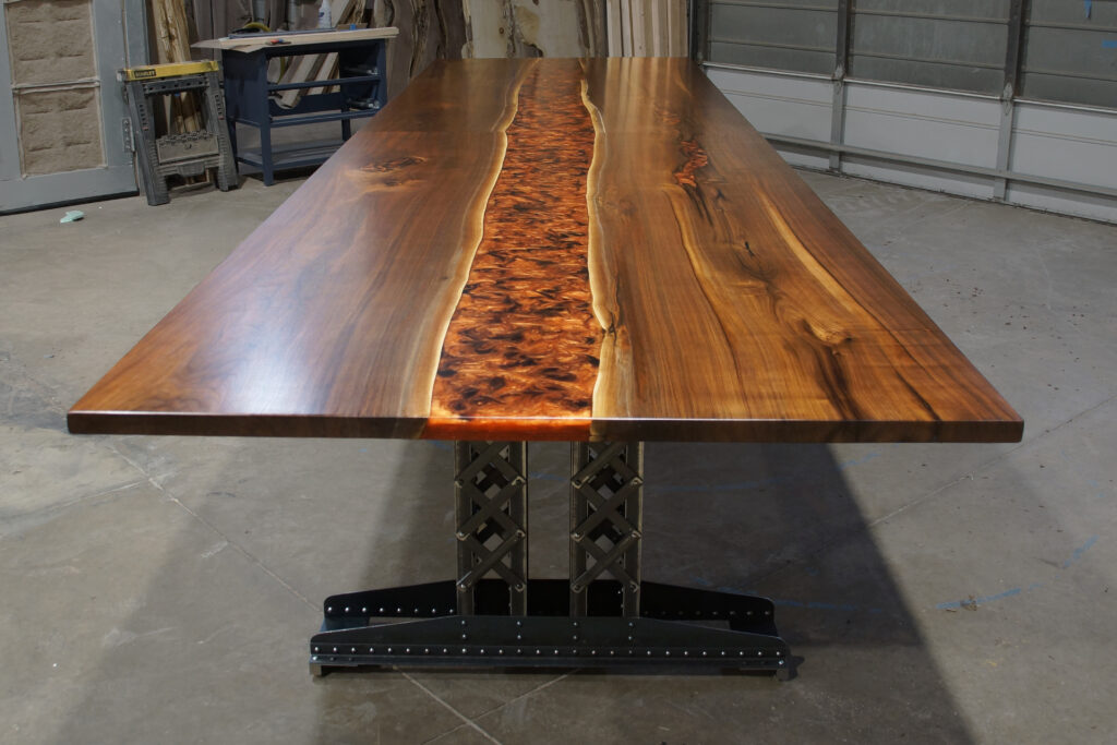 http://22%20ft%20Epoxy%20River%20Conference%20Table%201860%204