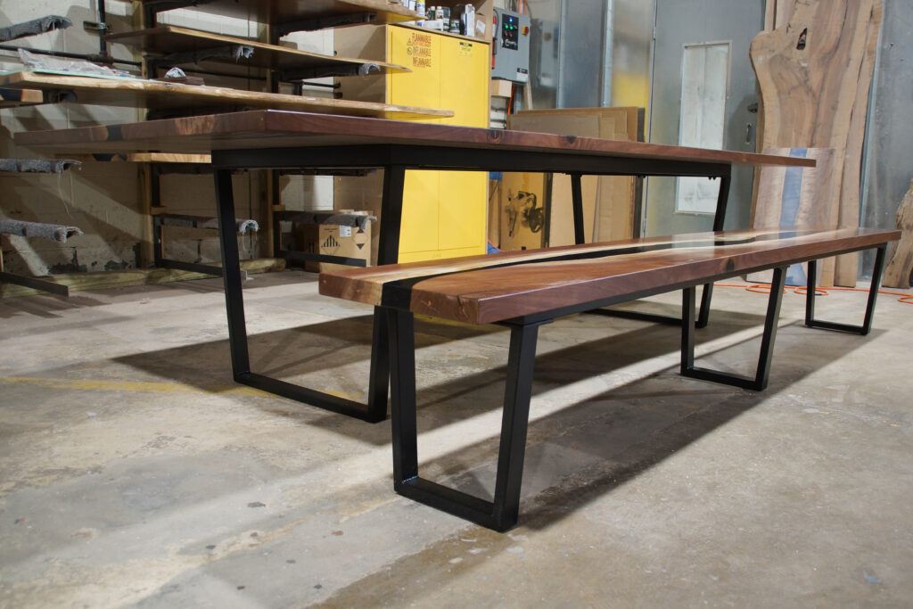 http://Matching%20Walnut%20Dining%20Table%20and%20Bench%201792%206