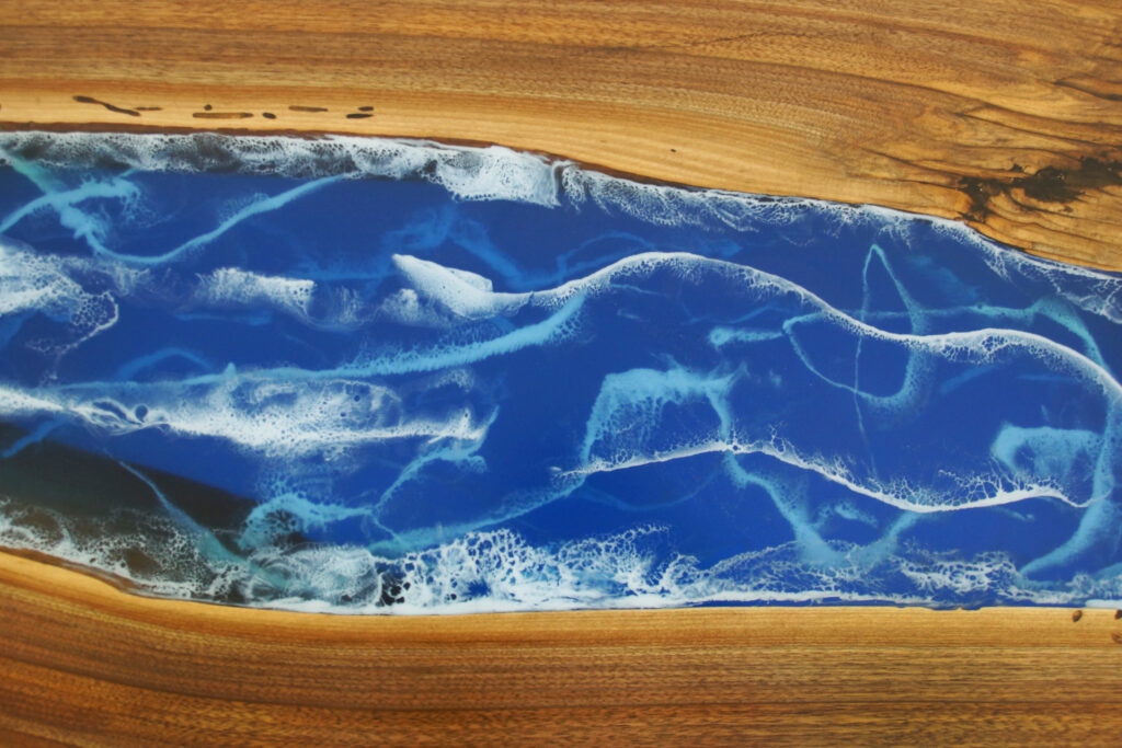 http://Live%20Edge%20River%20Dining%20Table%20With%20Lace%20Detailing%201879%207