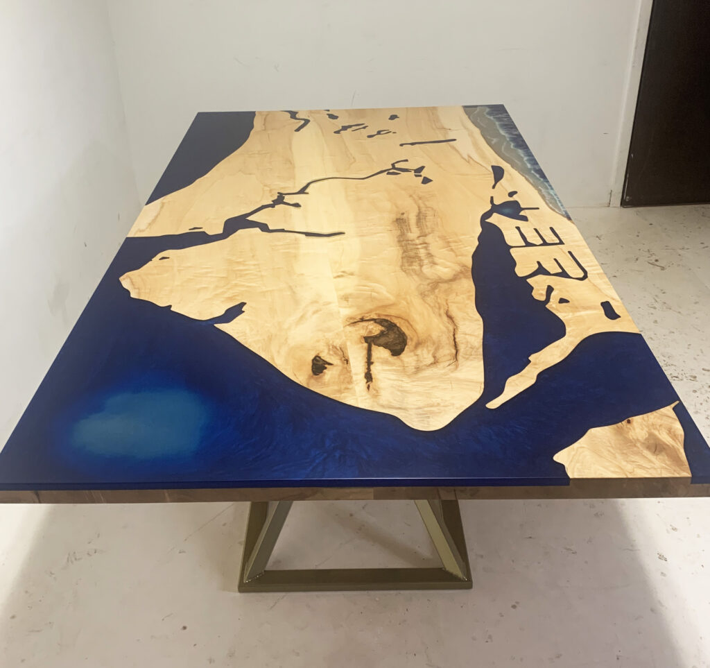 http://Maple%20Dining%20Table%20With%20Shoreline%20Topography%209