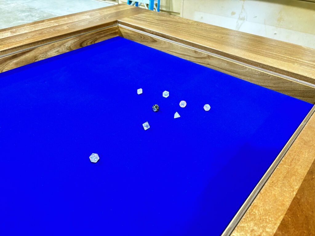 http://Mahogany%20Gaming%20Table%204