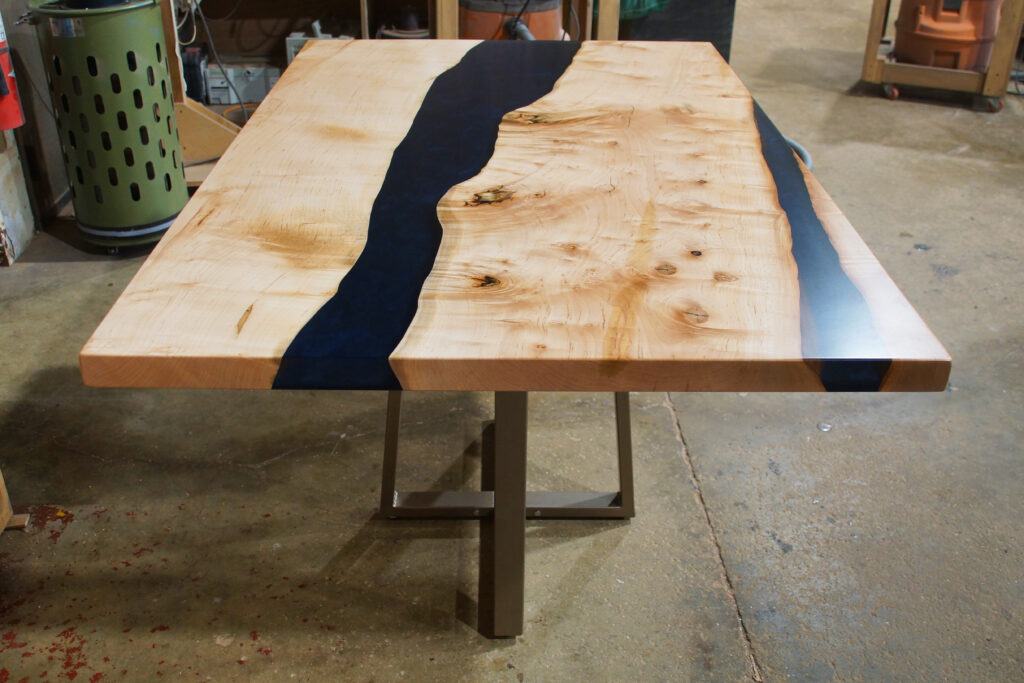 http://Maple%20Kitchen%20Table%20With%20Epoxy%20River%201828%2013