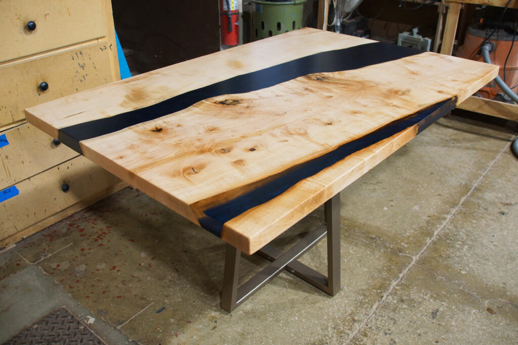 http://Maple%20Kitchen%20Table%20With%20Epoxy%20River%201828%2012
