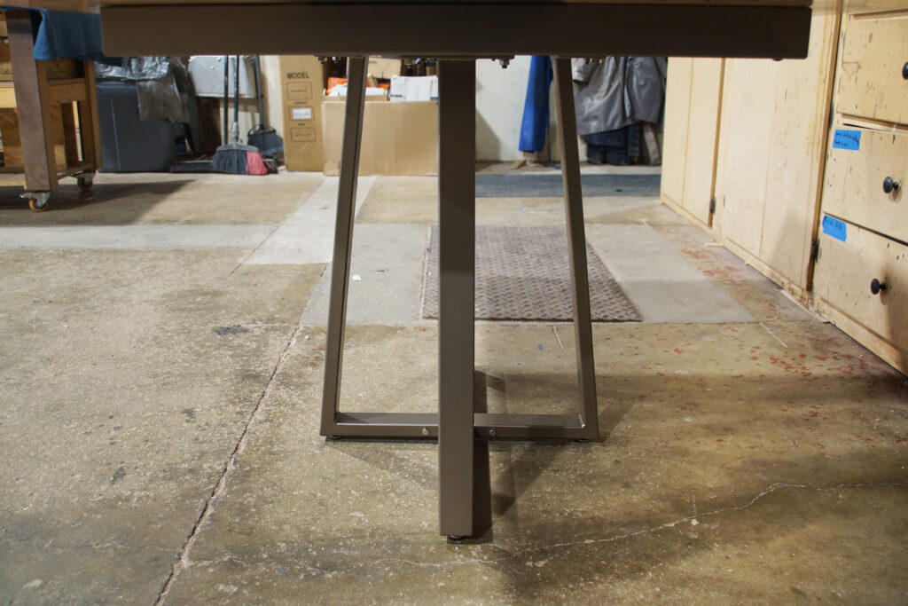 http://Maple%20Kitchen%20Table%20With%20Epoxy%20River%201828%2011