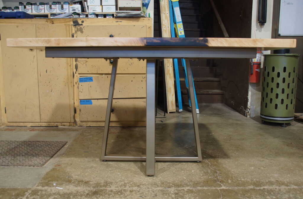 http://Maple%20Kitchen%20Table%20With%20Epoxy%20River%201828%209