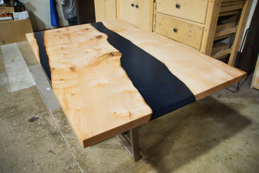 http://Maple%20Kitchen%20Table%20With%20Epoxy%20River%201828%208