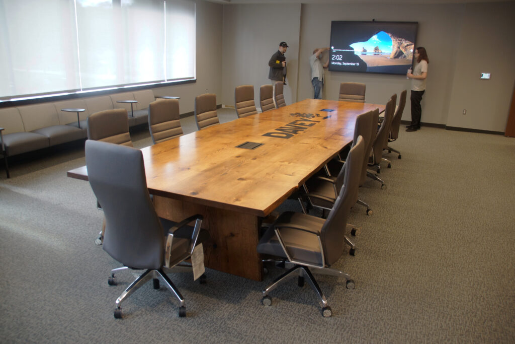http://Live%20Edge%20Conference%20Table%20With%20CNC%20Logo%201817%201