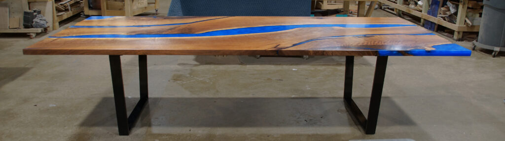 http://LED%20Dining%20Table%20With%20Blue%20Epoxy%20River%201809%208