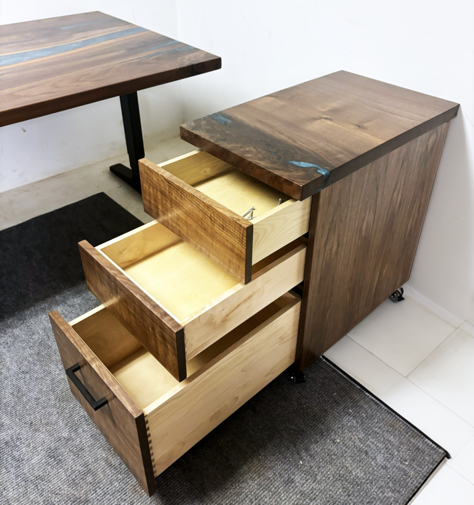 http://Height%20Adjustable%20Walnut%20Desk%20With%20Drawers%204