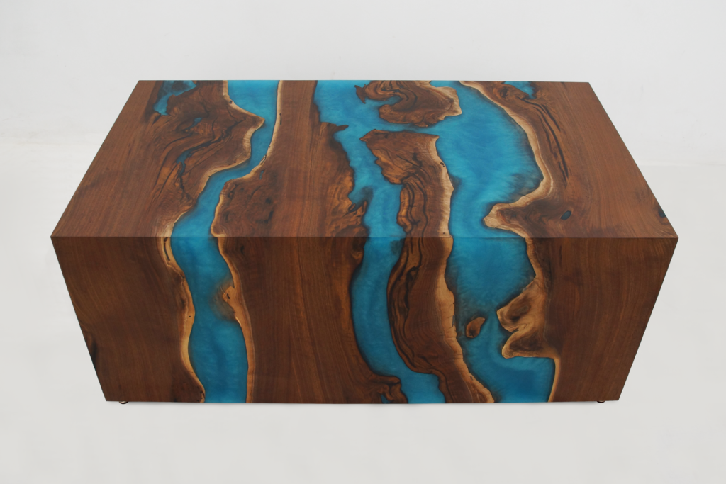 http://Walnut%20Waterfall%20Coffee%20Table%20With%20LED%20Lights%20&%20Blue%20Epoxy%201864%204
