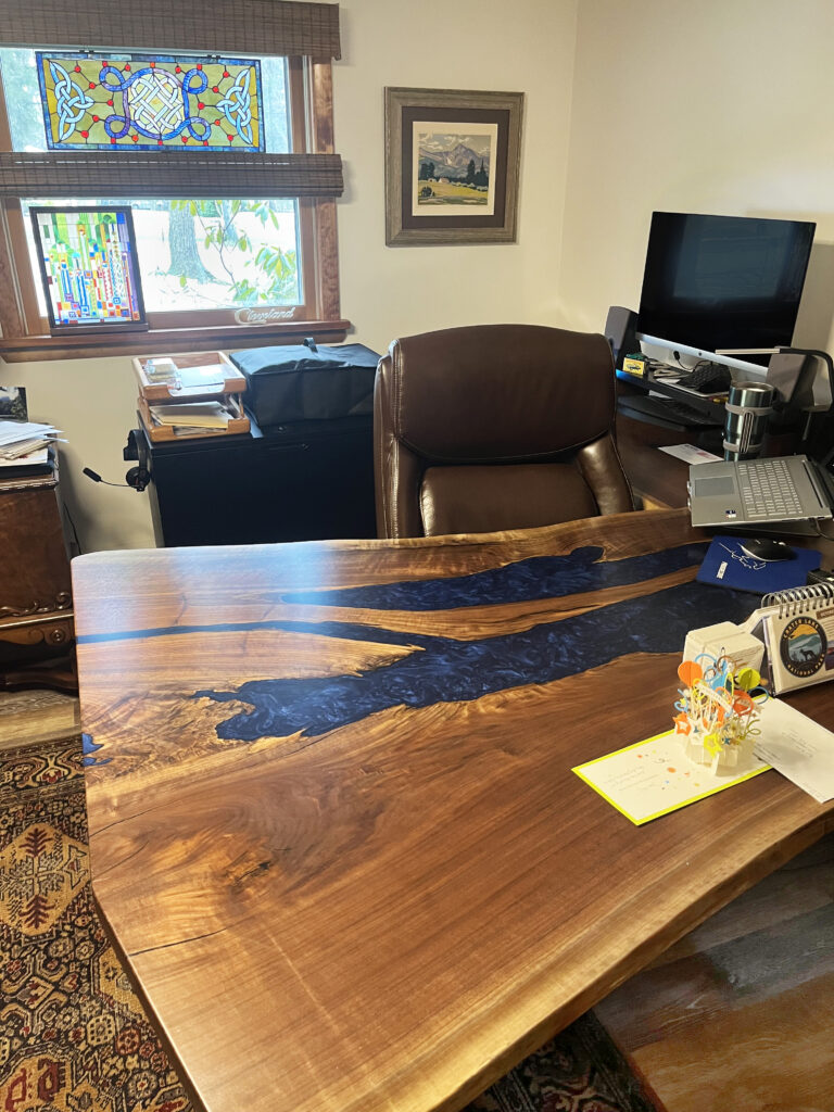 http://L%20Shaped%20Live%20Edge%20Desk%20With%20Adjustable%20Height%20Functionality%201812%2012