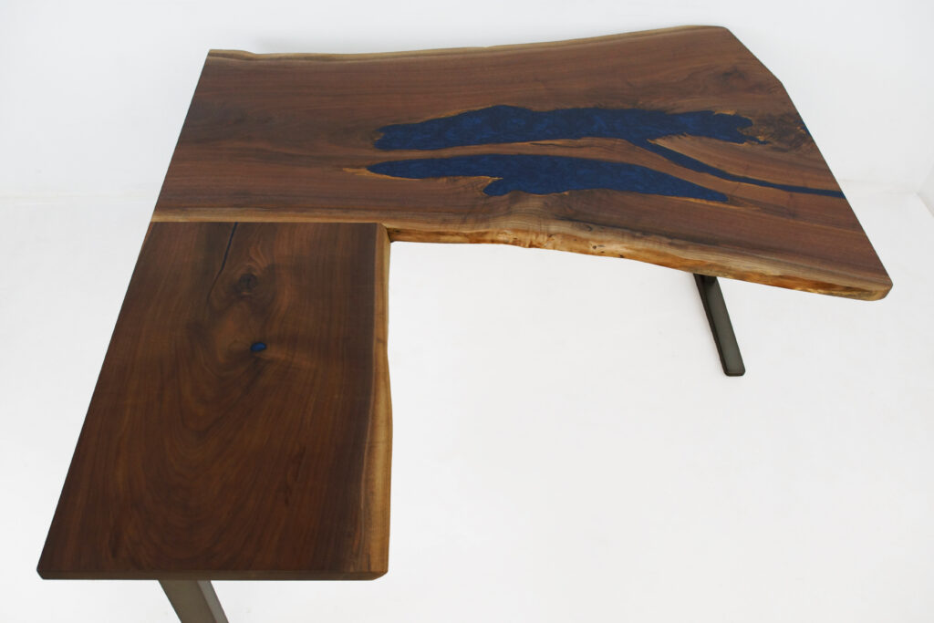 http://L%20Shaped%20Live%20Edge%20Desk%20With%20Adjustable%20Height%20Functionality%201812%209