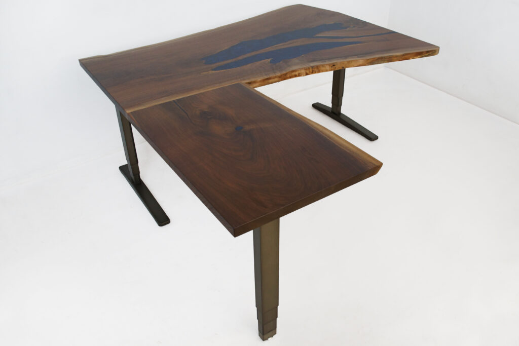 http://L%20Shaped%20Live%20Edge%20Desk%20With%20Adjustable%20Height%20Functionality%201812%202
