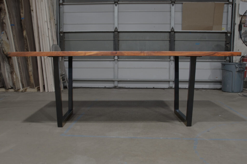 http://Walnut%20Dining%20Table%20With%20Translucent%20Epoxy%201818%203