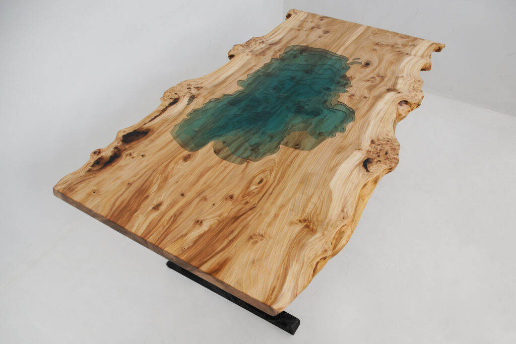 http://Elm%20Table%20With%203D%20Engraving%20Of%20Lake%20Tahoe%201885%204